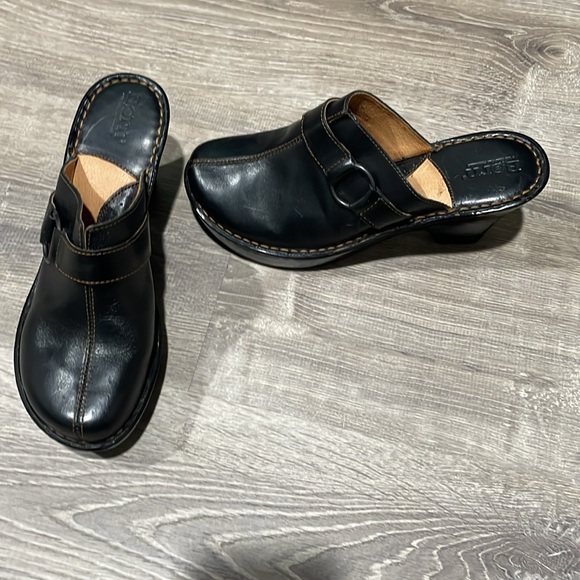 Born dark brown leather clog sz 8/ 39 New without tags - Picture 4 of 8